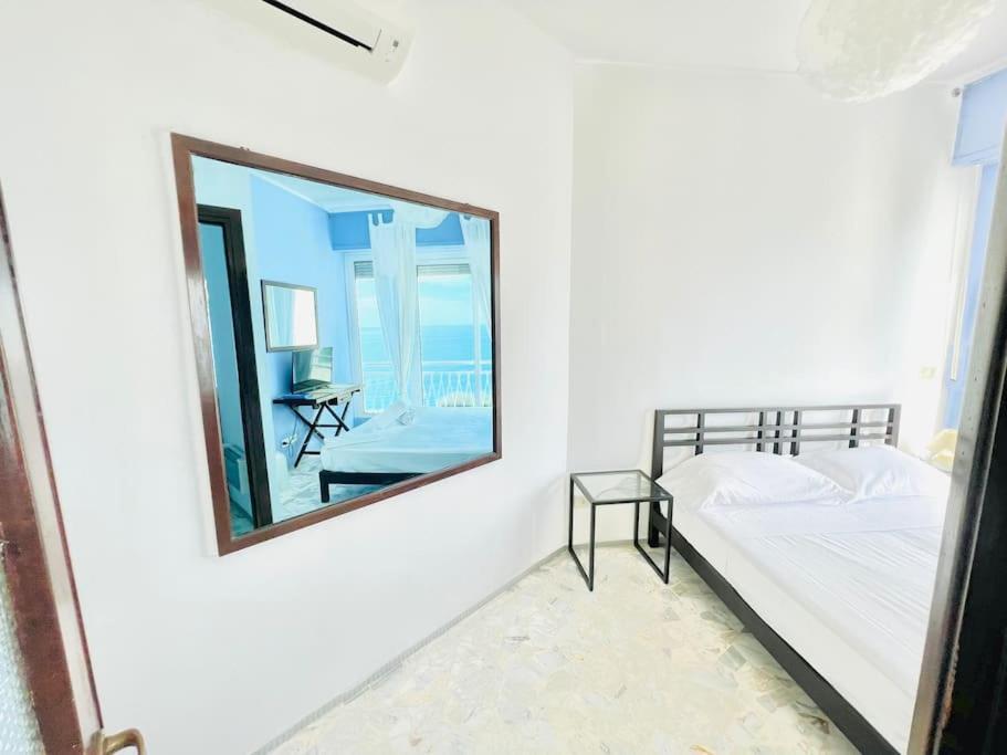 Suite Sunset 22 - Fronte Mare Sanremo Exterior foto