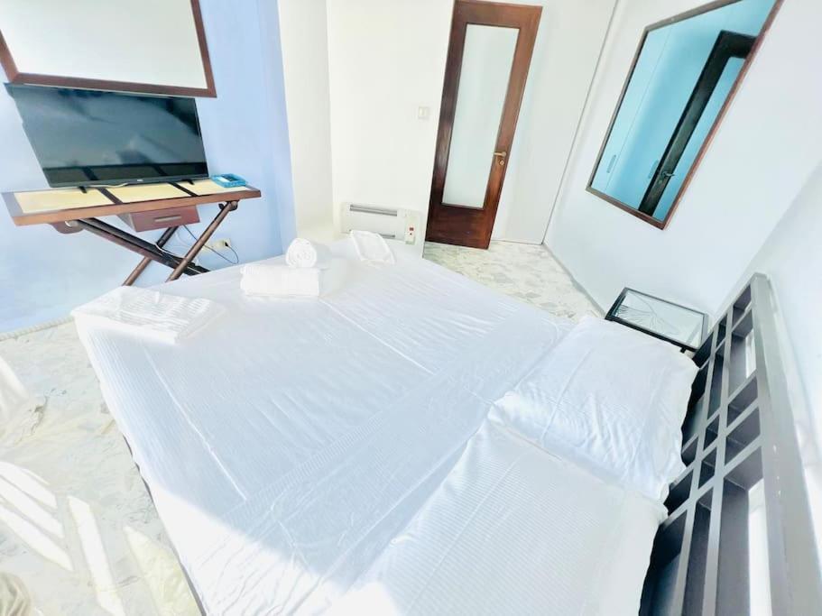 Suite Sunset 22 - Fronte Mare Sanremo Exterior foto